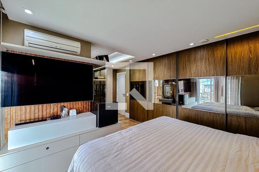 Apartamento à Venda – Tatuapé, 3 Quartos, 224 m² – São Paulo