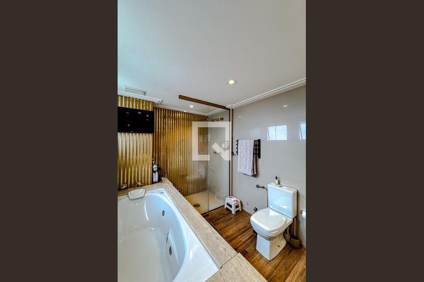 Apartamento à Venda – Tatuapé, 3 Quartos, 224 m² – São Paulo