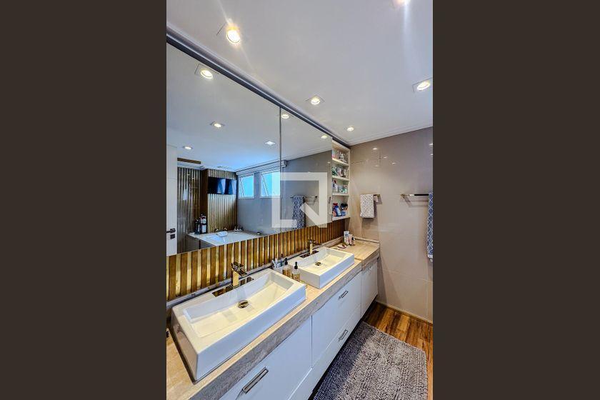 Apartamento à Venda – Tatuapé, 3 Quartos, 224 m² – São Paulo
