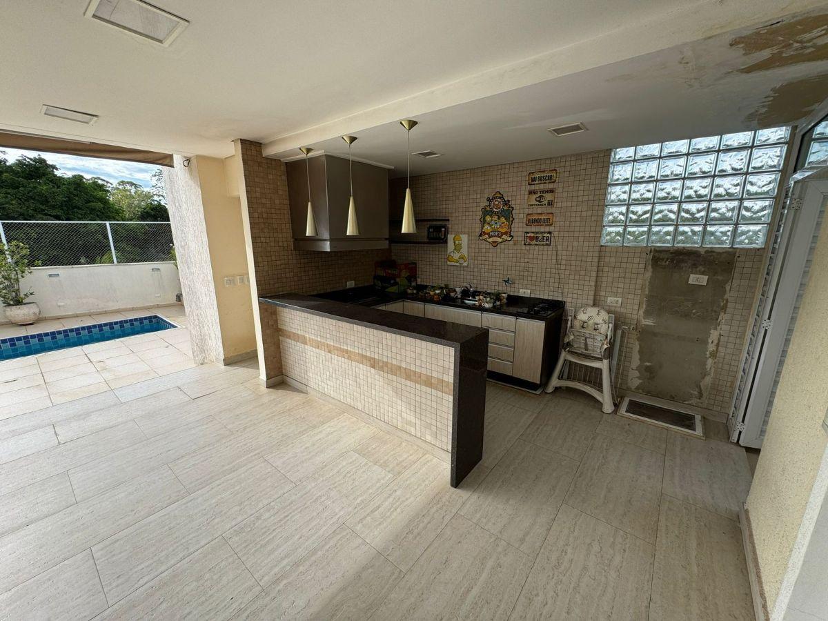 Casa 390 m² à venda no Parque dos Príncipes