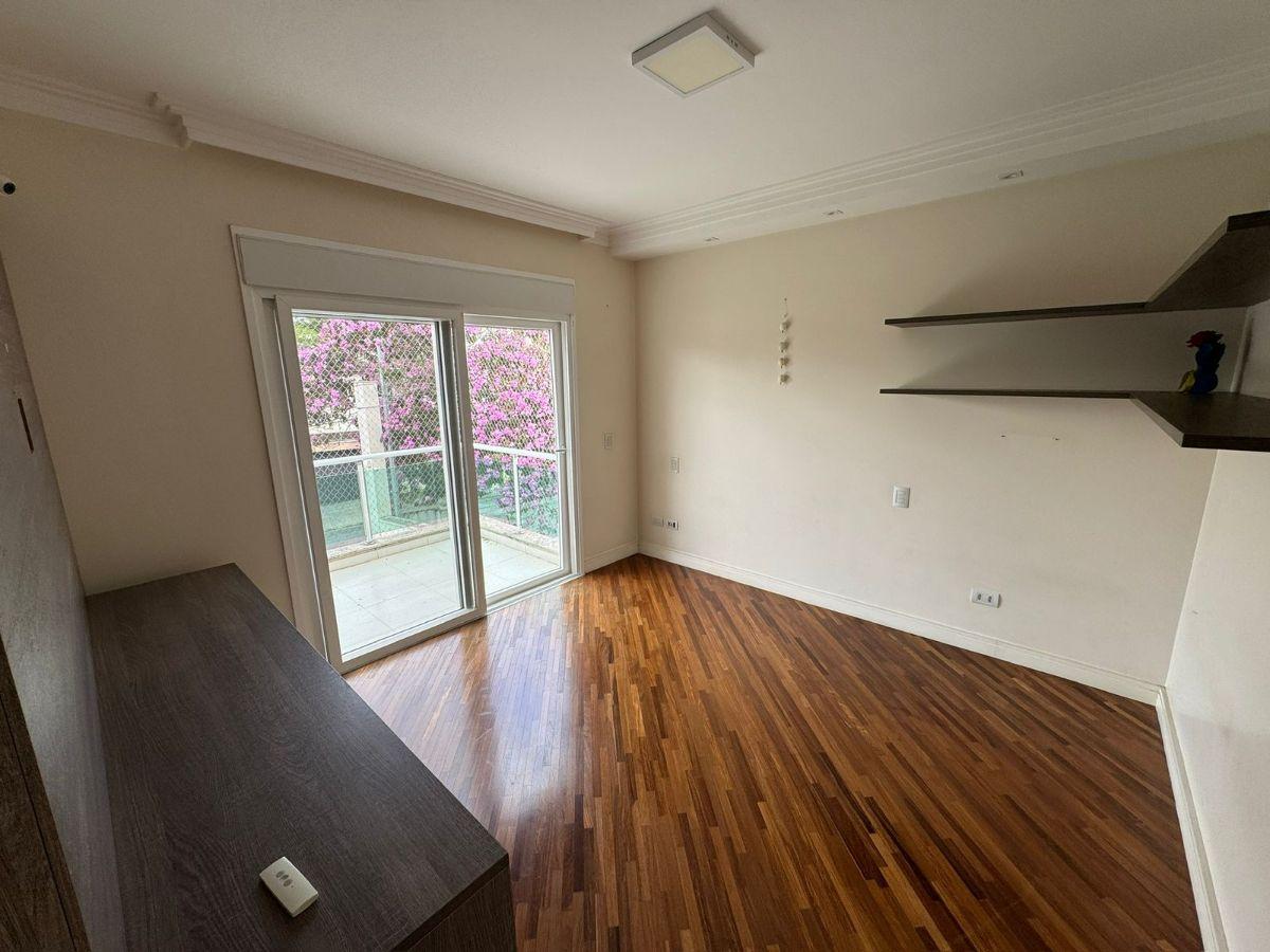 Casa 390 m² à venda no Parque dos Príncipes