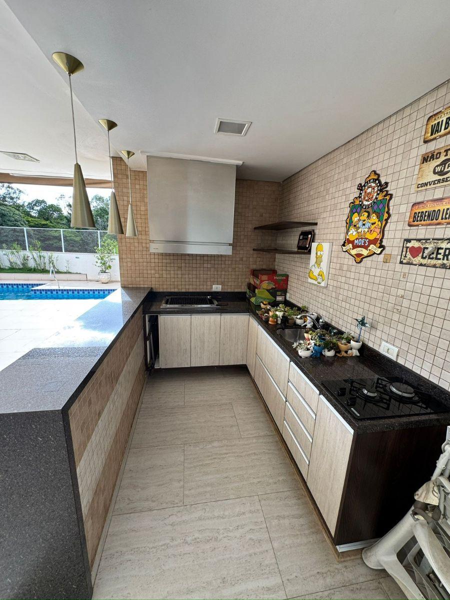 Casa 390 m² à venda no Parque dos Príncipes