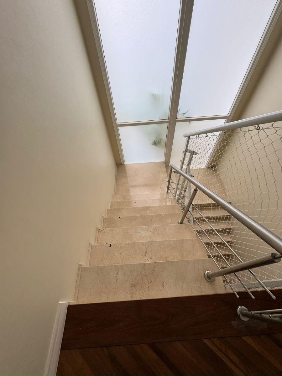 Casa 390 m² à venda no Parque dos Príncipes