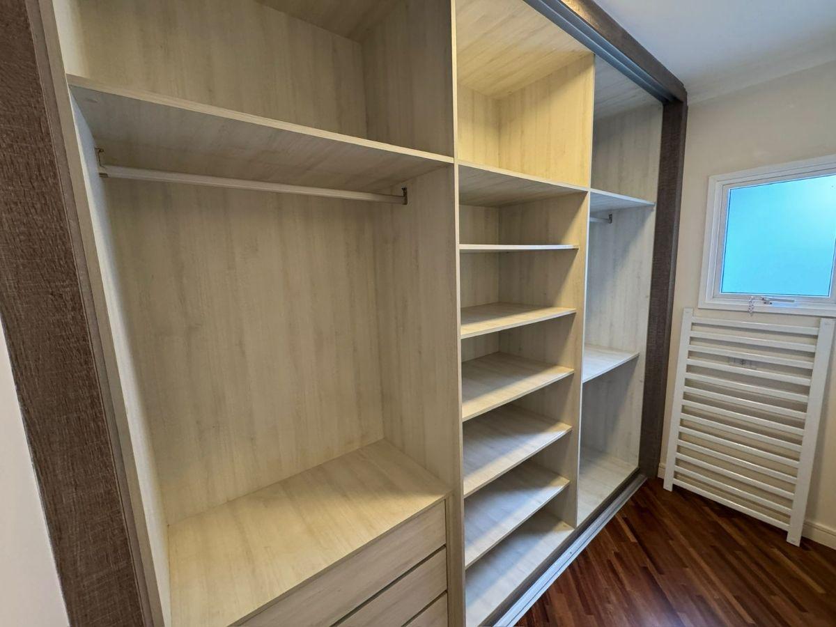 Casa 390 m² à venda no Parque dos Príncipes