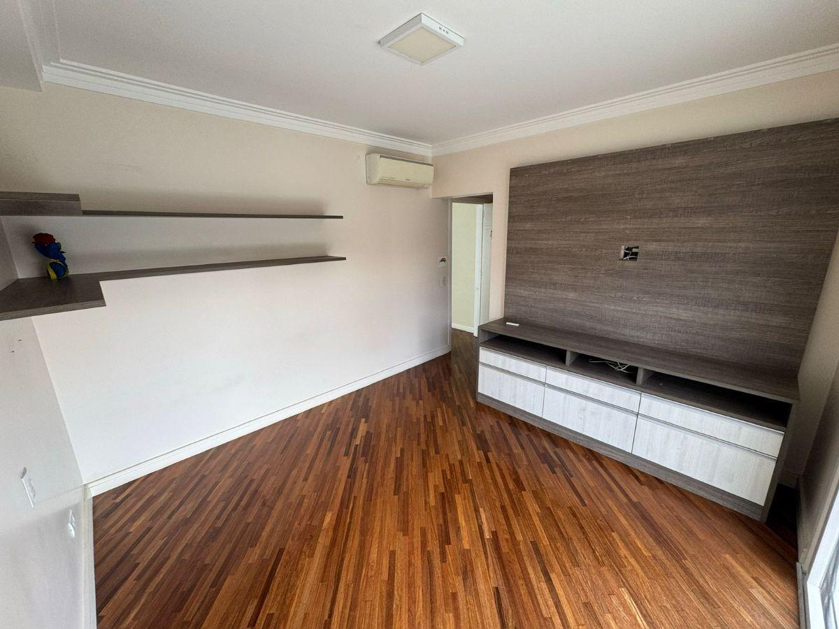 Casa 390 m² à venda no Parque dos Príncipes