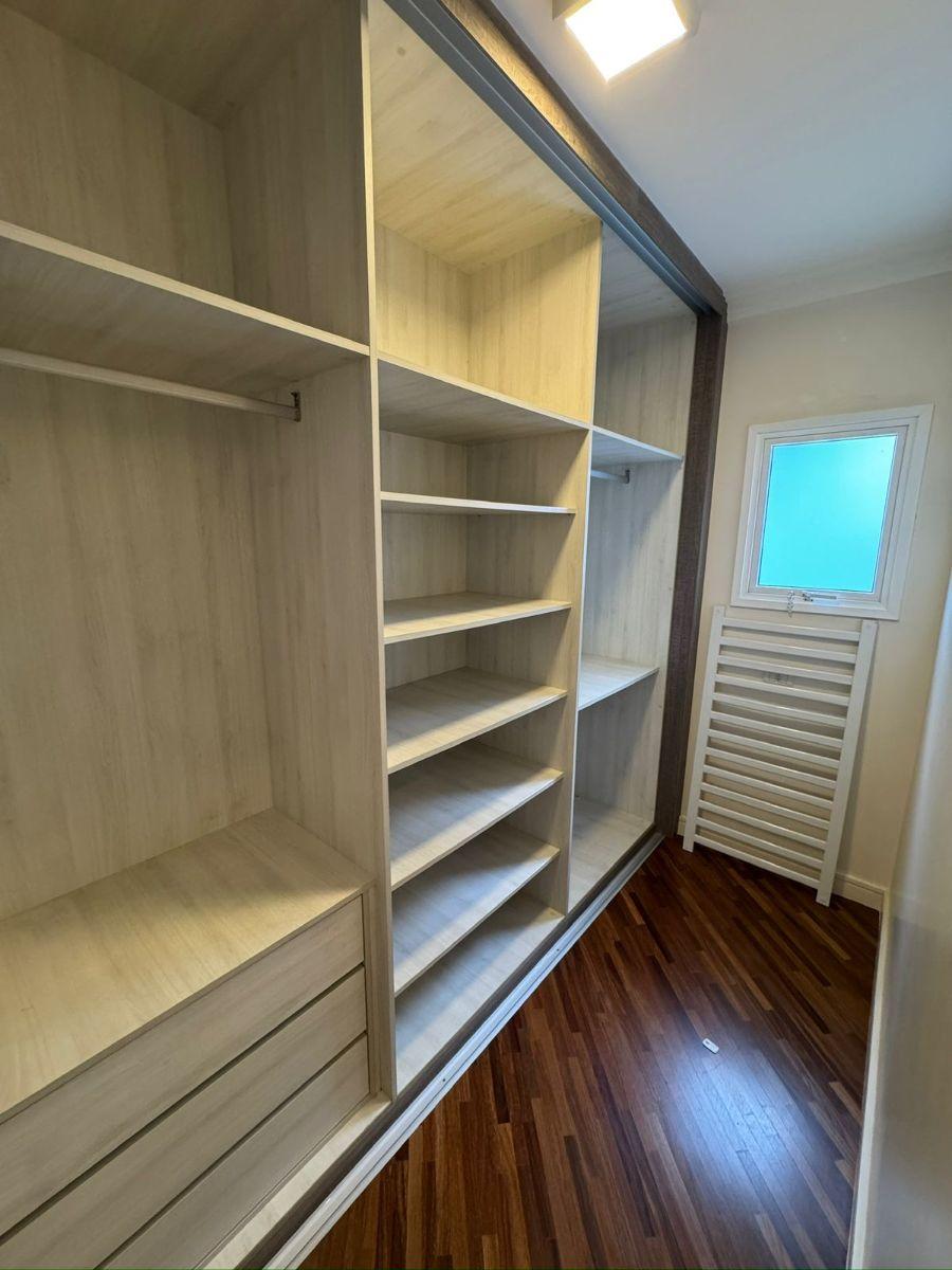 Casa 390 m² à venda no Parque dos Príncipes