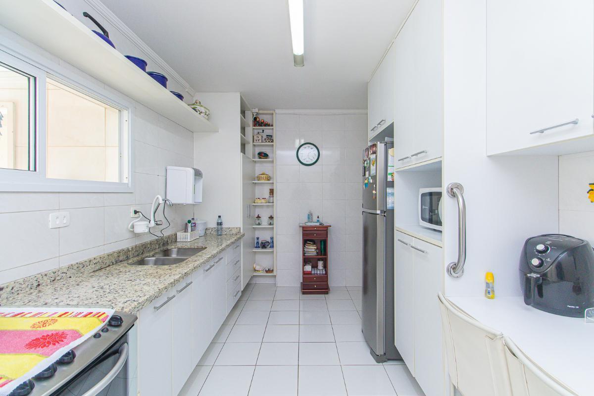 Apartamento para venda em Moema com 3 quartos, sendo 1 suíte , 110m²