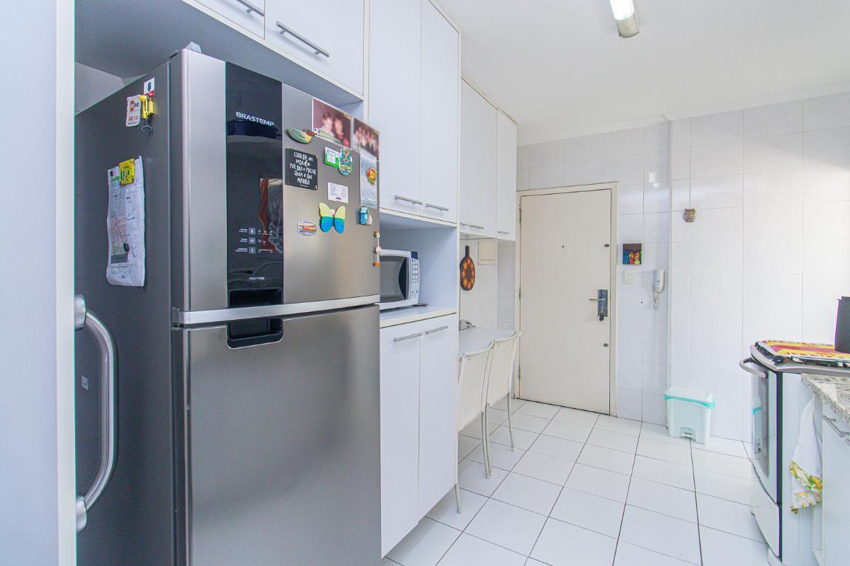 Apartamento para venda em Moema com 3 quartos, sendo 1 suíte , 110m²