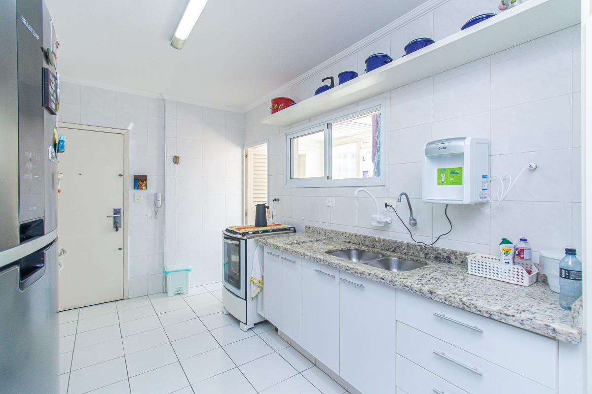 Apartamento para venda em Moema com 3 quartos, sendo 1 suíte , 110m²