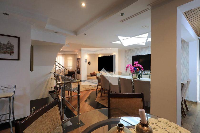 Casa à Venda – Vila Carrão, 4 Quartos, 450 m² – São Paulo