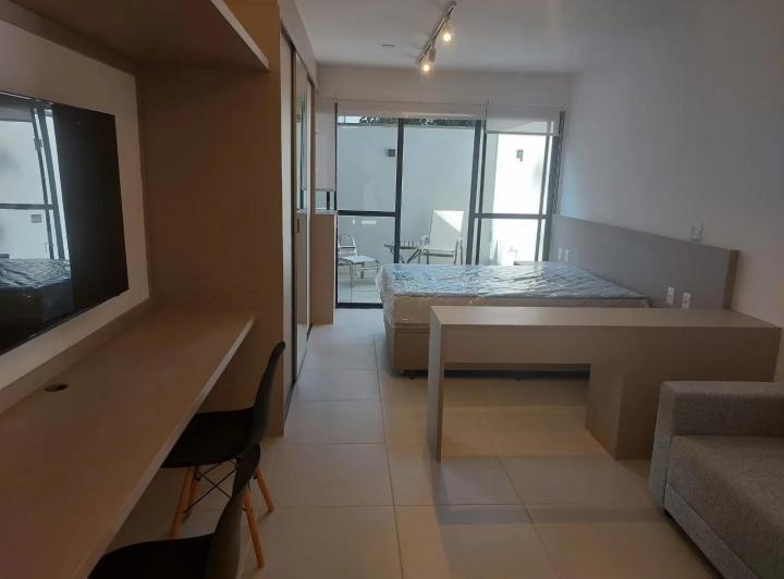 Studio para locação, Campo Belo, Todo mobiliado, cama, sofá, tv, fogão, otima localização São Paulo,