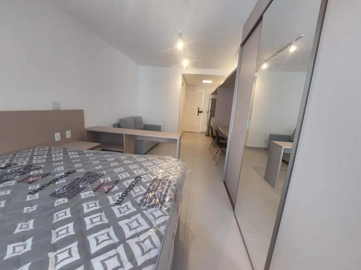 Studio para locação, Campo Belo, Todo mobiliado, cama, sofá, tv, fogão, otima localização São Paulo,