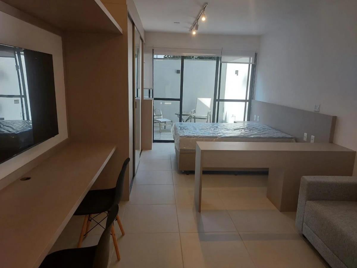 Studio para locação, Campo Belo, Todo mobiliado, cama, sofá, tv, fogão, otima localização São Paulo,