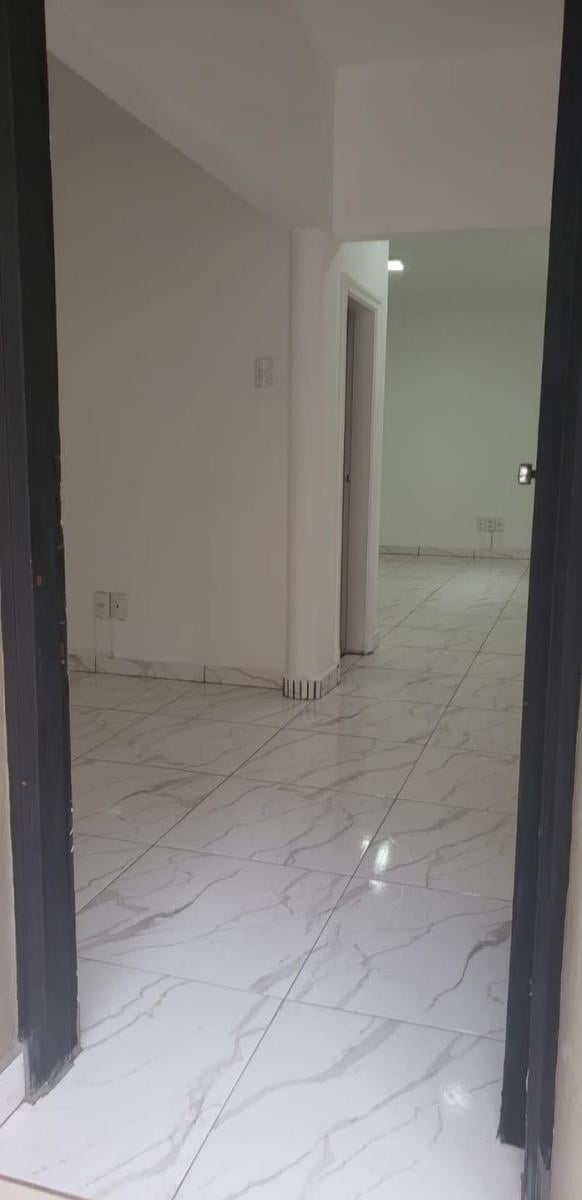 R2 Image 182314 #6