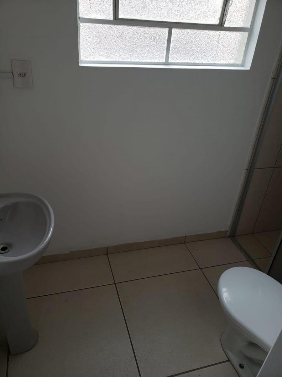 R2 Image 182314 #15