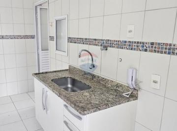 Excelente apt para locação de 86 m2, com 03 dormitórios, sendo uma 01 suíte, varanda gourmet e 02 va