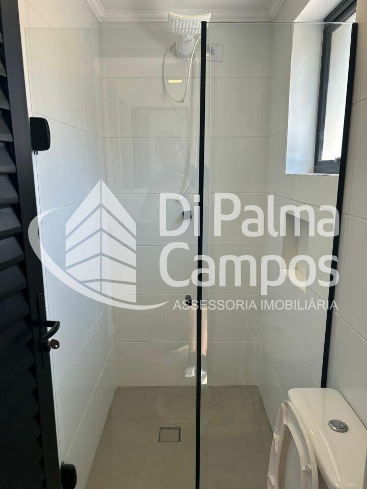 Apartamento mobiliado com 1 quarto e quintal para locação, próximo ao metrô na Vila Mariana