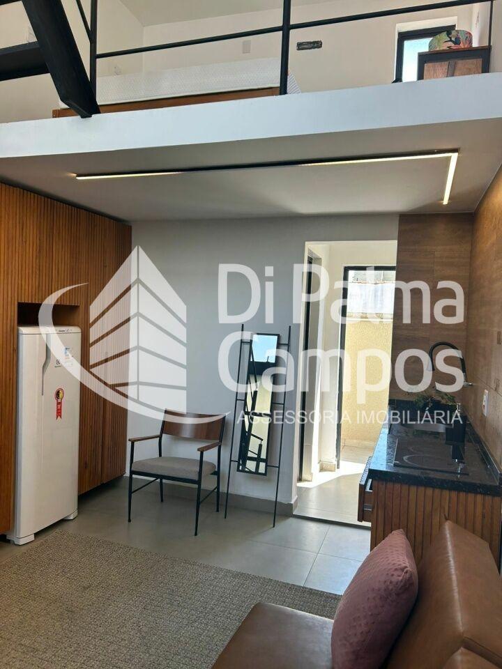 Apartamento mobiliado com 1 quarto e quintal para locação, próximo ao metrô na Vila Mariana