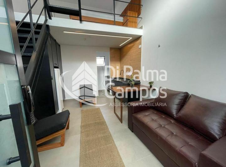 Apartamento mobiliado com 1 quarto e quintal para locação, próximo ao metrô na Vila Mariana