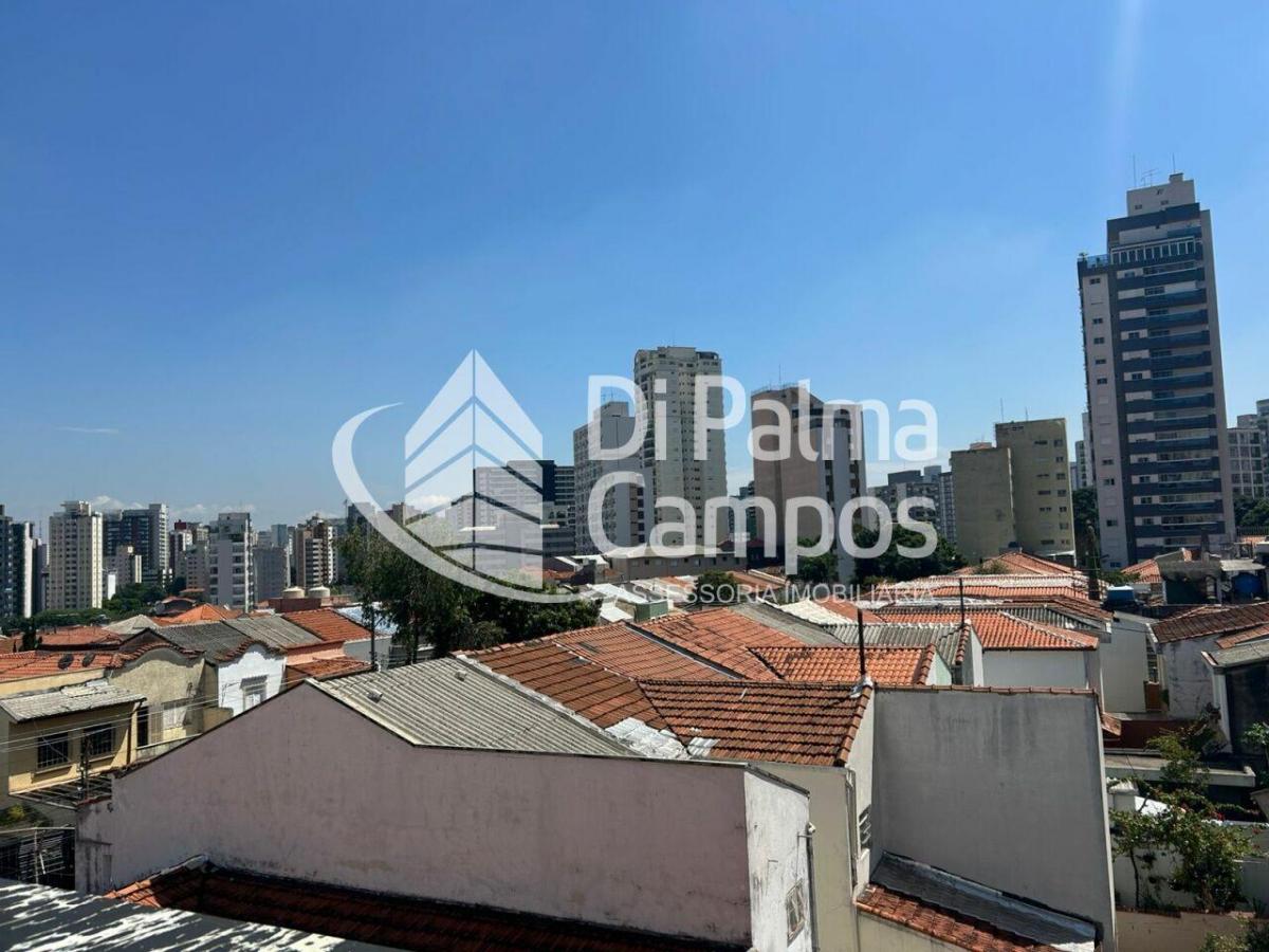 Apartamento mobiliado com 1 quarto e quintal para locação, próximo ao metrô na Vila Mariana