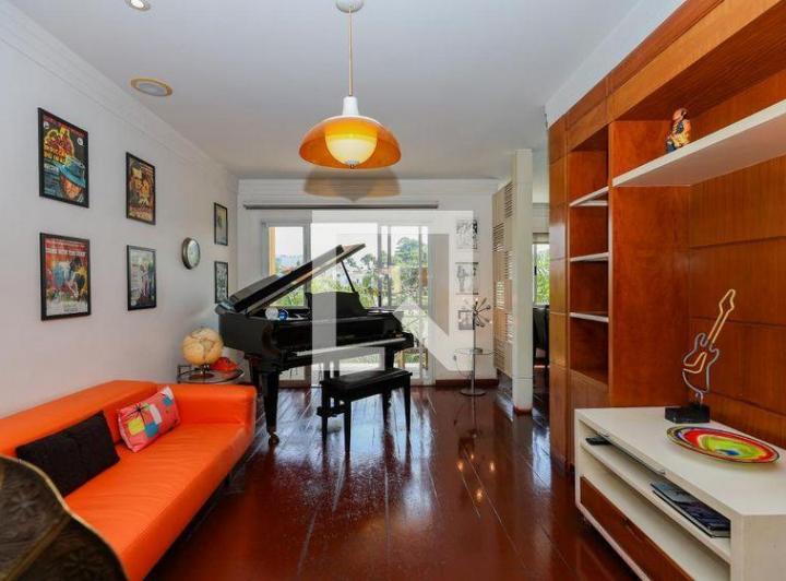 Casa à Venda – Morumbi, 4 Quartos, 550 m² – São Paulo