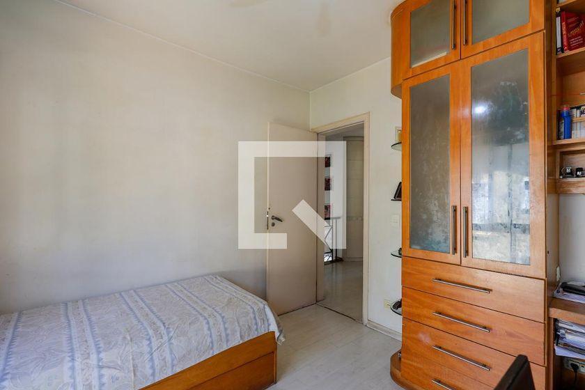 Casa à Venda – Morumbi, 4 Quartos, 550 m² – São Paulo