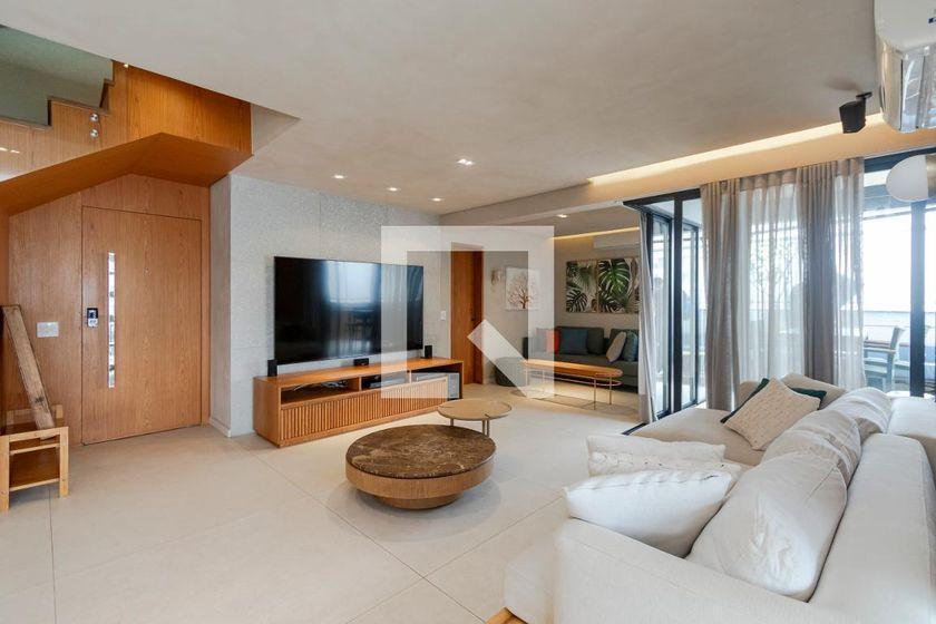 Apartamento à Venda – Brooklin, 3 Quartos, 246 m² – São Paulo