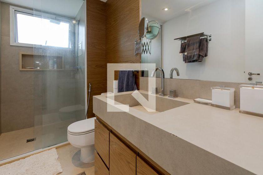 Apartamento à Venda – Brooklin, 3 Quartos, 246 m² – São Paulo