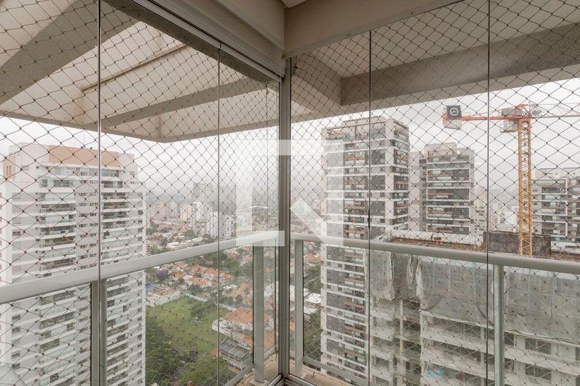 Apartamento à Venda – Brooklin, 3 Quartos, 246 m² – São Paulo