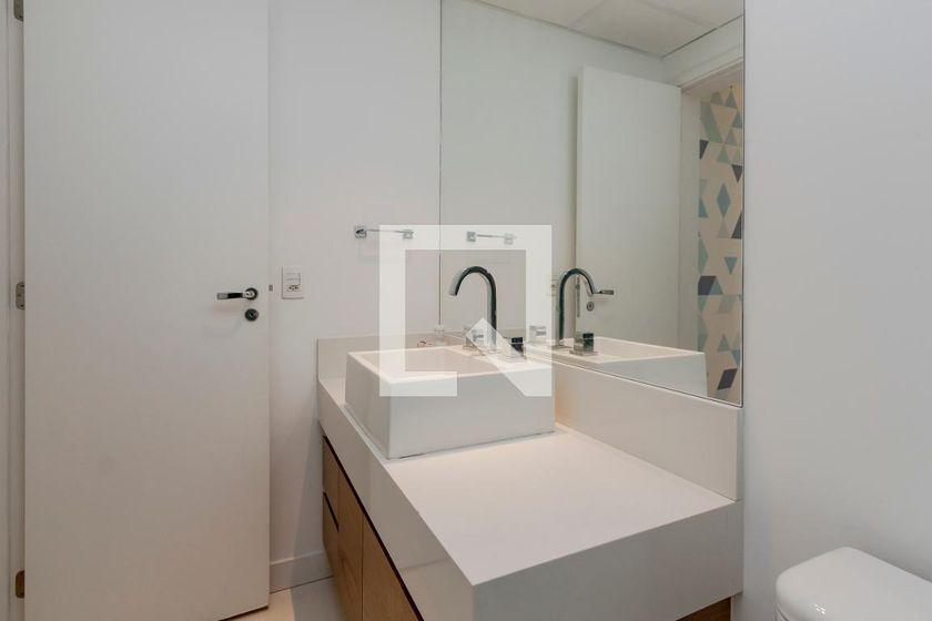Apartamento à Venda – Brooklin, 3 Quartos, 246 m² – São Paulo
