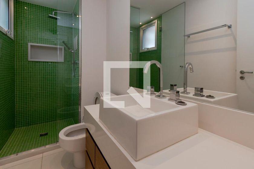 Apartamento à Venda – Brooklin, 3 Quartos, 246 m² – São Paulo