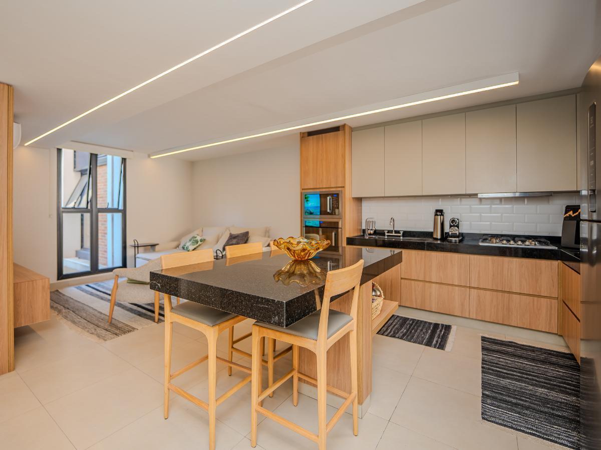 Casa no condomínio Casa Cube para venda com 2 quartos, sendo 1 suíte , 170m²