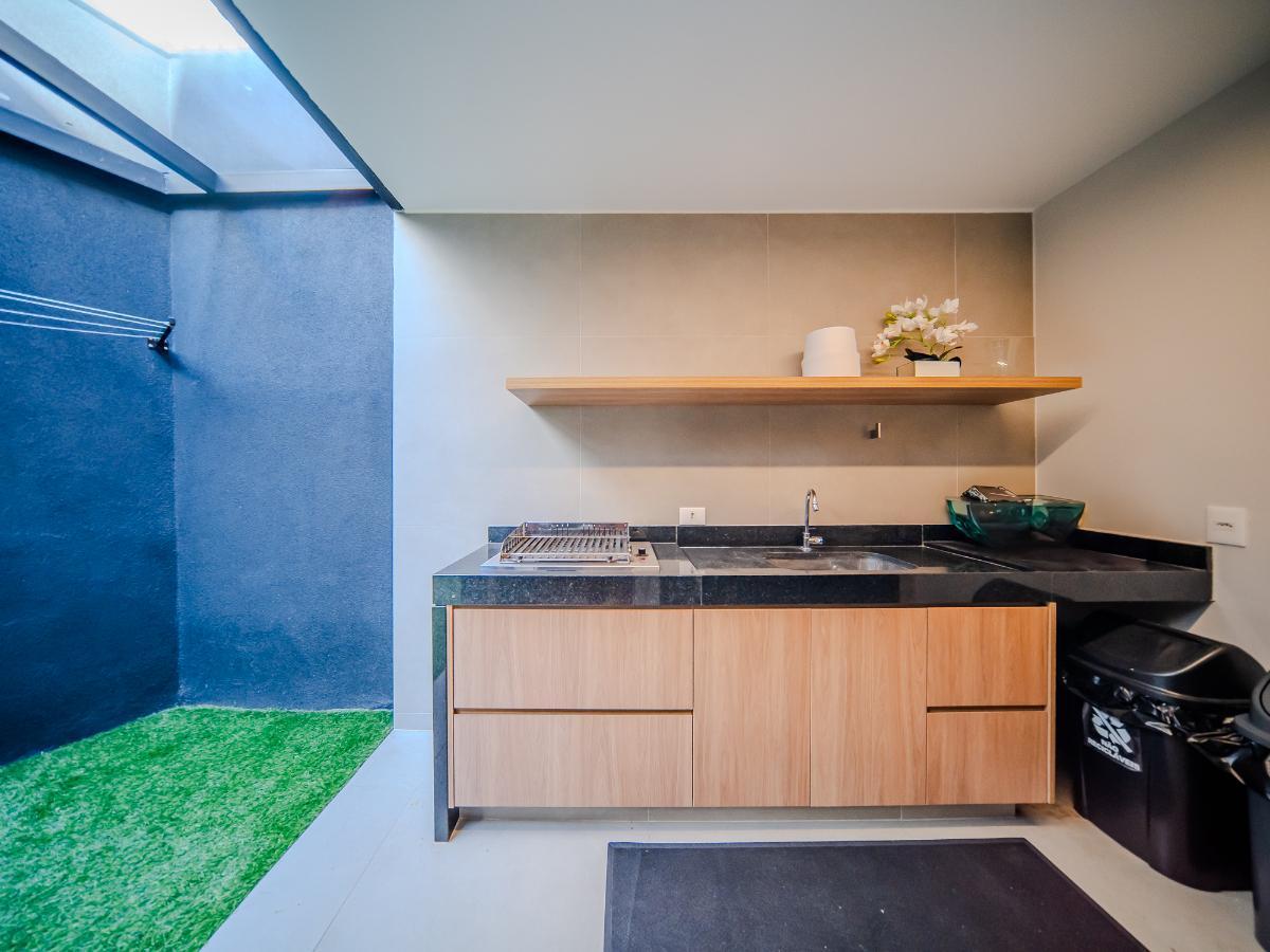 Casa no condomínio Casa Cube para venda com 2 quartos, sendo 1 suíte , 170m²