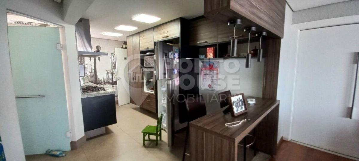 Apartamento mobiliado para locação na Vila Gumercindo, 3 dormitórios e 3 vagas