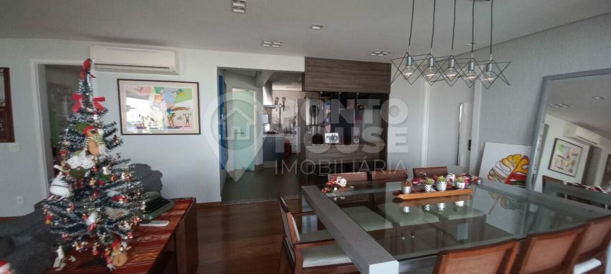 Apartamento mobiliado para locação na Vila Gumercindo, 3 dormitórios e 3 vagas