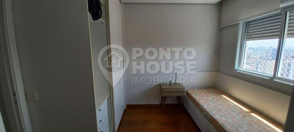Apartamento mobiliado para locação na Vila Gumercindo, 3 dormitórios e 3 vagas