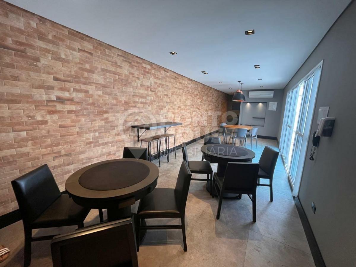 Apartamento mobiliado para locação na Vila Gumercindo, 3 dormitórios e 3 vagas