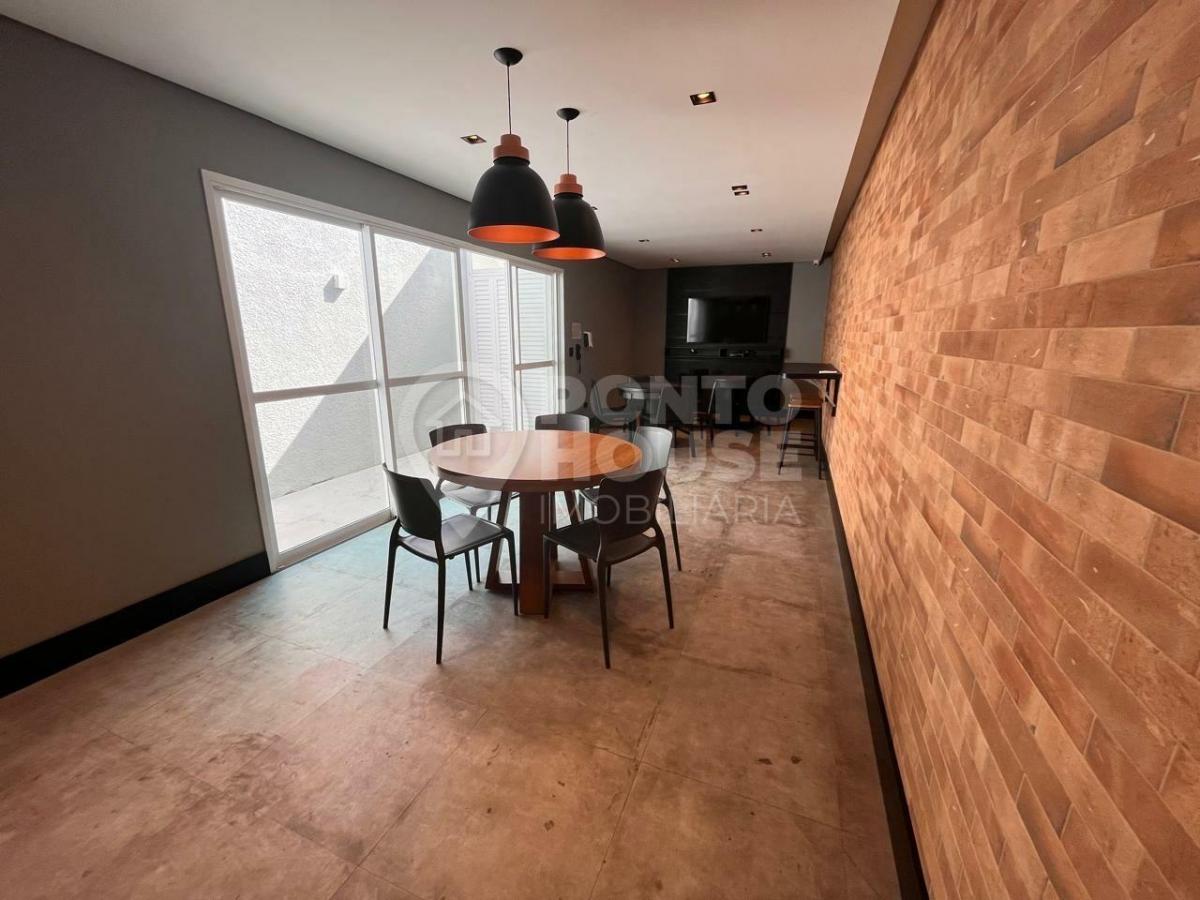 Apartamento mobiliado para locação na Vila Gumercindo, 3 dormitórios e 3 vagas