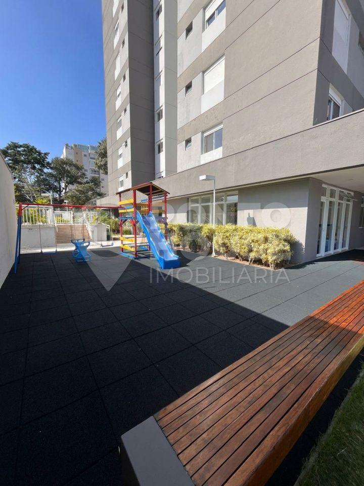 Apartamento mobiliado para locação na Vila Gumercindo, 3 dormitórios e 3 vagas