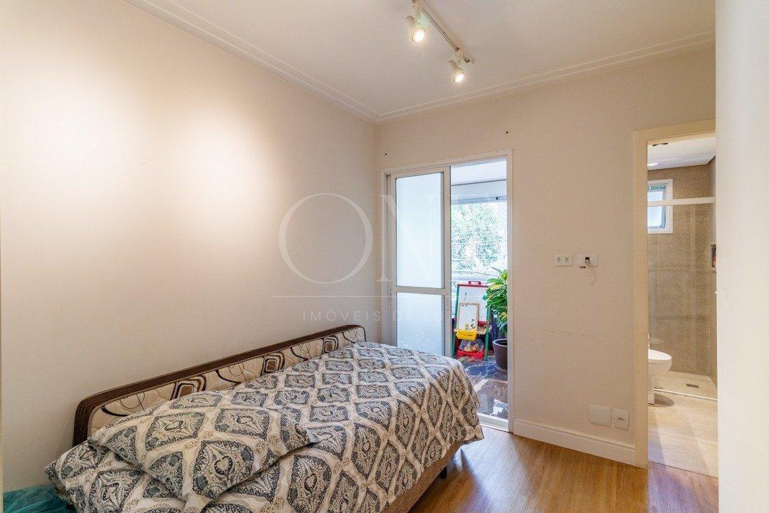 Apartamento à venda – na Vila Olímpia