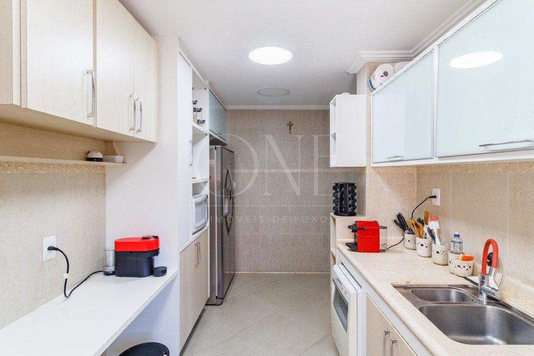 Apartamento à venda – na Vila Olímpia