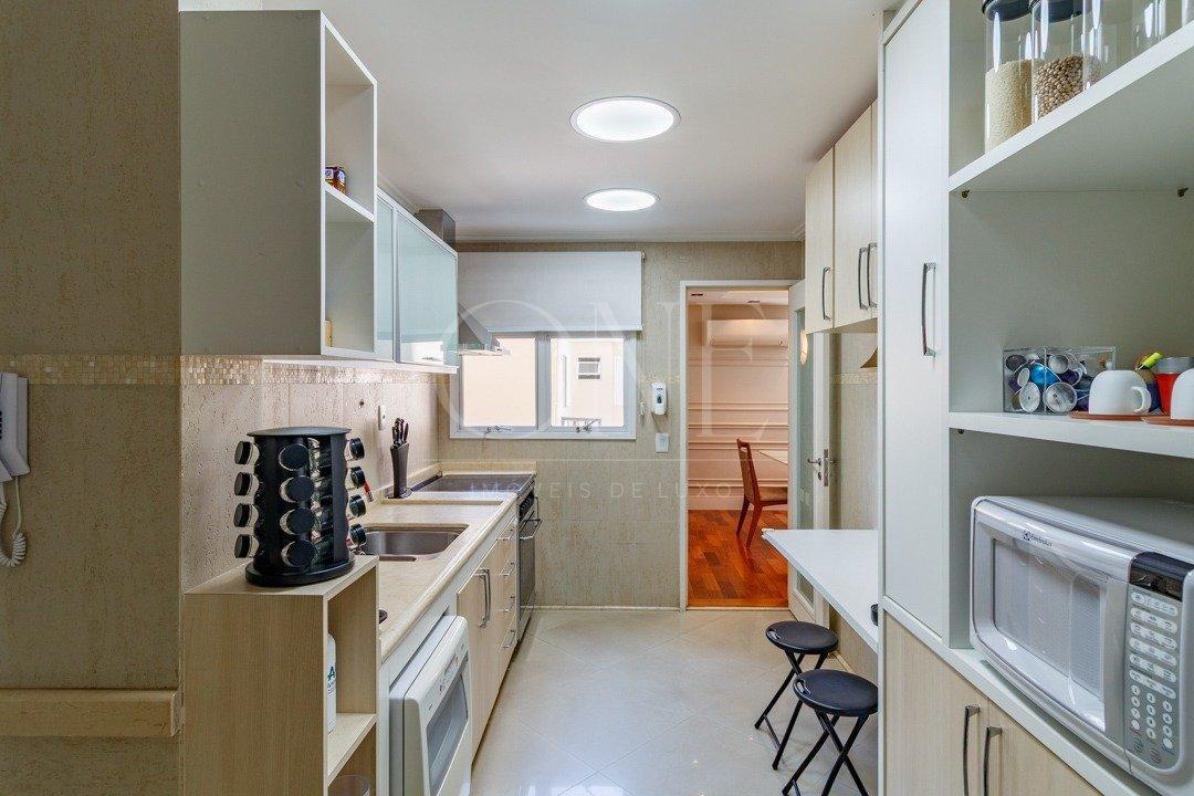 Apartamento à venda – na Vila Olímpia
