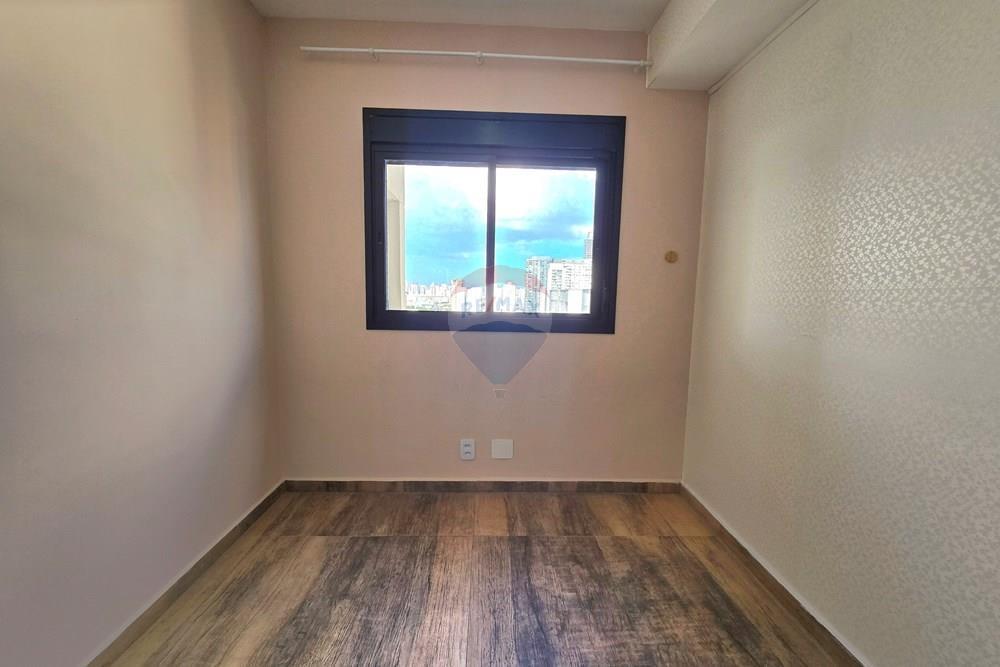 Apartamento para locação no Brás, 57 metros, 2 quartos, 1 suíte varanda com churrasqueira, 2 banheir