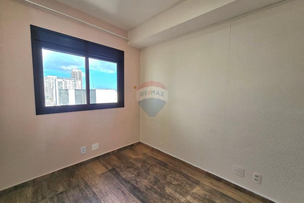 Apartamento para locação no Brás, 57 metros, 2 quartos, 1 suíte varanda com churrasqueira, 2 banheir