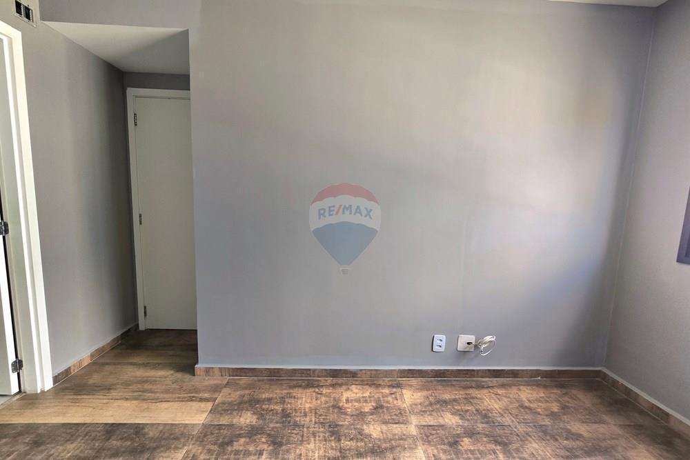 Apartamento para locação no Brás, 57 metros, 2 quartos, 1 suíte varanda com churrasqueira, 2 banheir