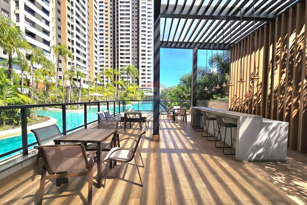 Apartamento para locação no Brás, 57 metros, 2 quartos, 1 suíte varanda com churrasqueira, 2 banheir