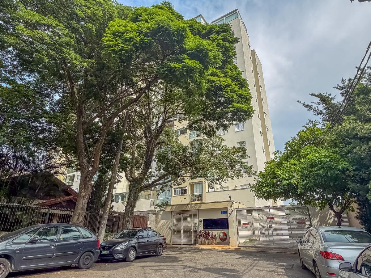 Versátil apartamento tipo para venda em Super Quadra Morumbi com 3 quartos, sendo 1 suíte, 67m²