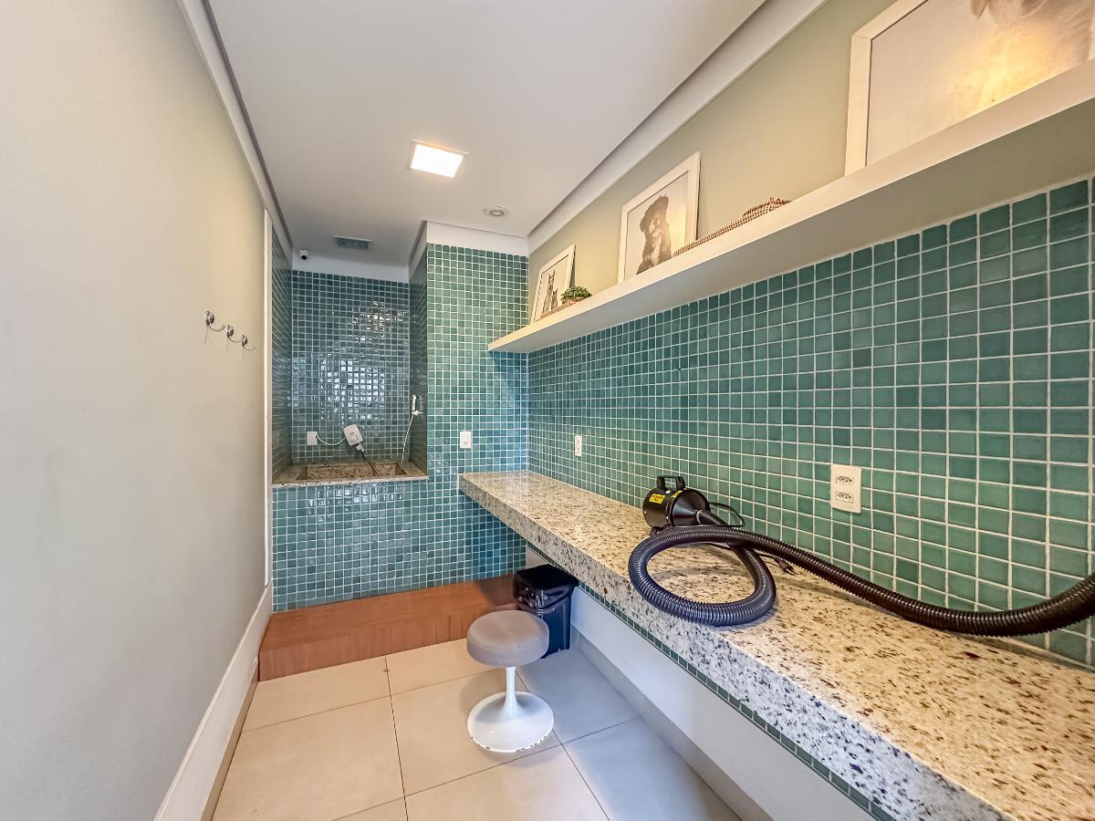 Versátil apartamento tipo para venda em Super Quadra Morumbi com 3 quartos, sendo 1 suíte, 67m²