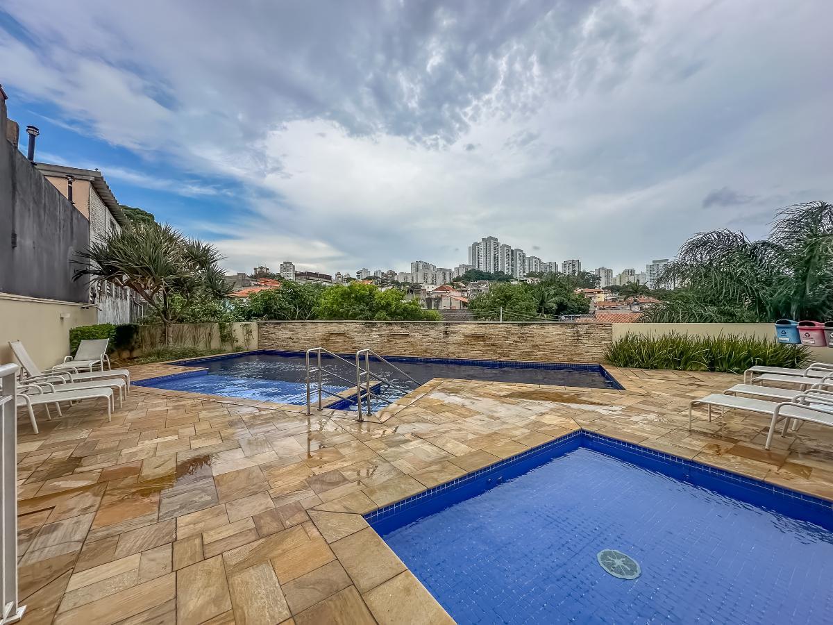 Versátil apartamento tipo para venda em Super Quadra Morumbi com 3 quartos, sendo 1 suíte, 67m²