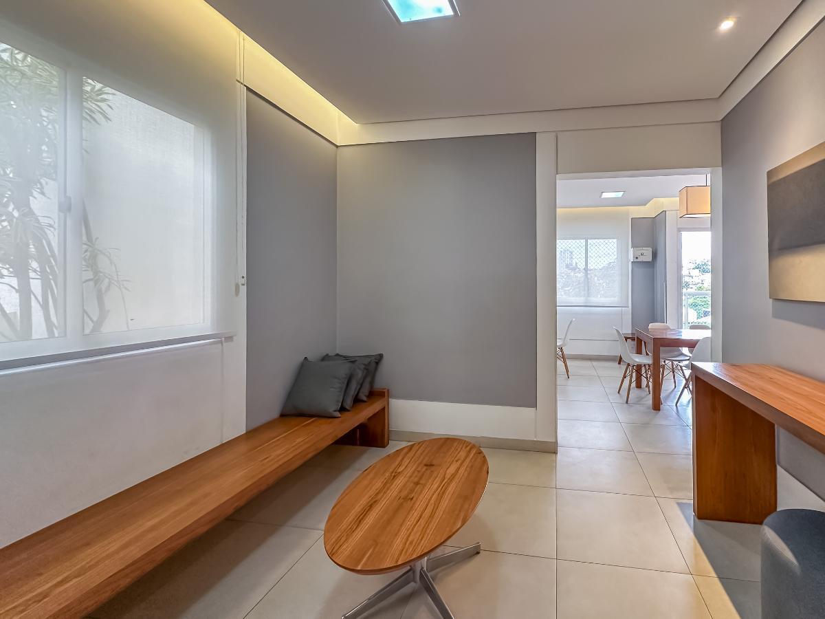 Versátil apartamento tipo para venda em Super Quadra Morumbi com 3 quartos, sendo 1 suíte, 67m²